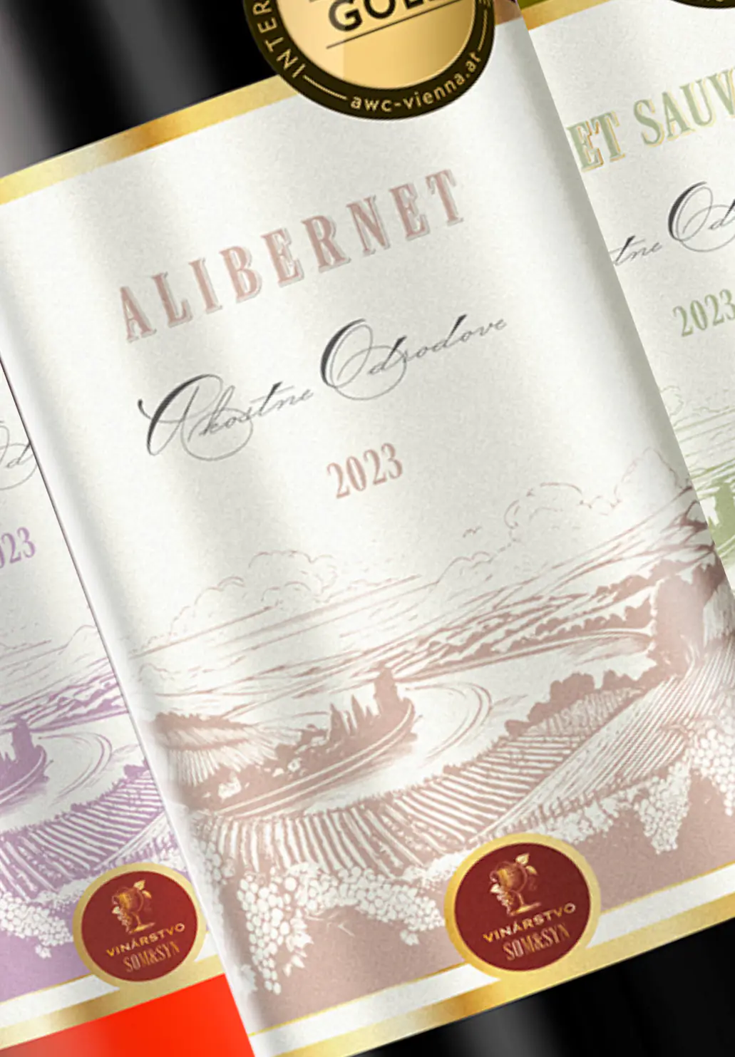 Klasický dizajn etikety na víno Klasika. Elegantný, čitateľný a nadčasový vizuál pre vinárstva, ktoré stavajú na tradícii.